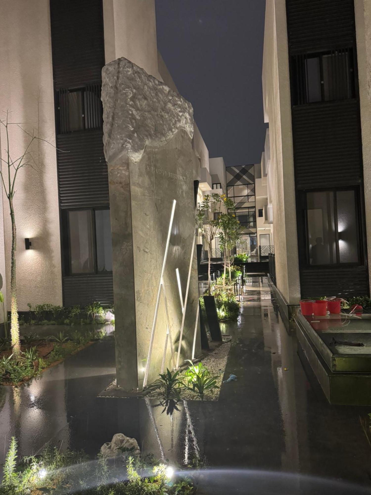 رسيل أبارتمنت - الملقا Rasil Luxury Apartment *